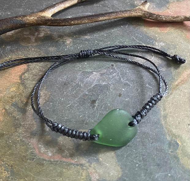 Handmade Macrame Sea Glass Bracelet, Hunter Green Sea Glass Bracelet, Adjustable Sea Glass Macrame Bracelets, Surfer's Sea Glass Bracelet