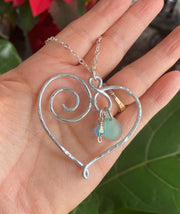 Wire Wrapped Heart Necklace with Sea Glass, Heart Pendant Necklace, Beach Glass Heart Necklace, Love Heart Necklace,Statement Wired Necklace