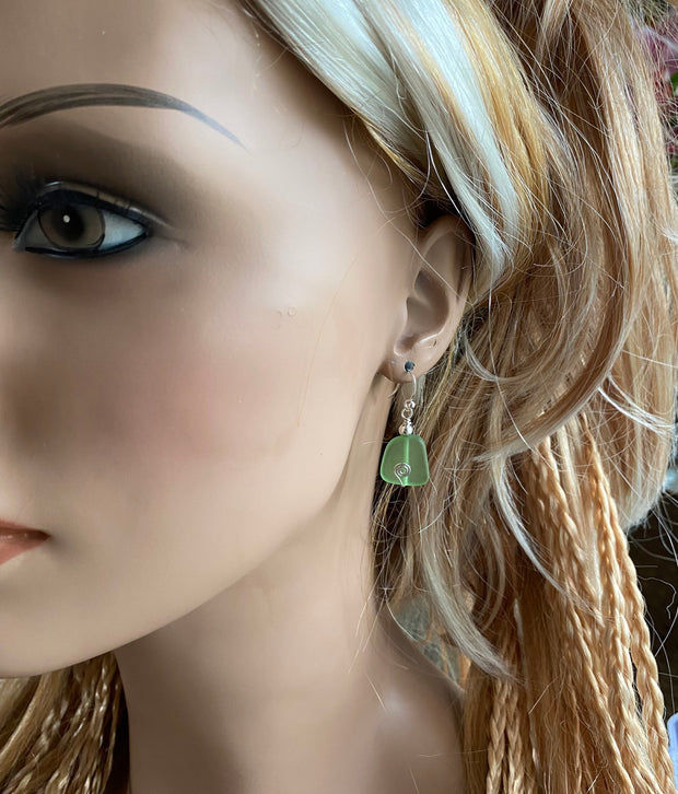 STERLING SILVER Green Sea Glass Earrings, Light Green  Sea Glass Earrings, Beach Weddings, Beach Glass Jewelry, Peridot Sea glass Earrings,