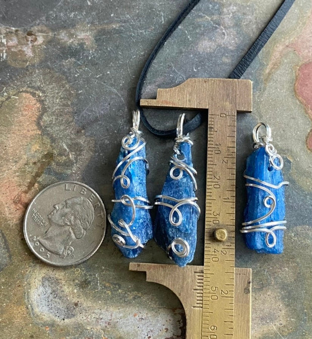 Handmade Wire Wrapped kyanite Necklace, Healing Blue Kyanite Necklace, Kyanite Jewelry, Raw kyanite Pendant Necklace in Sterling Silver