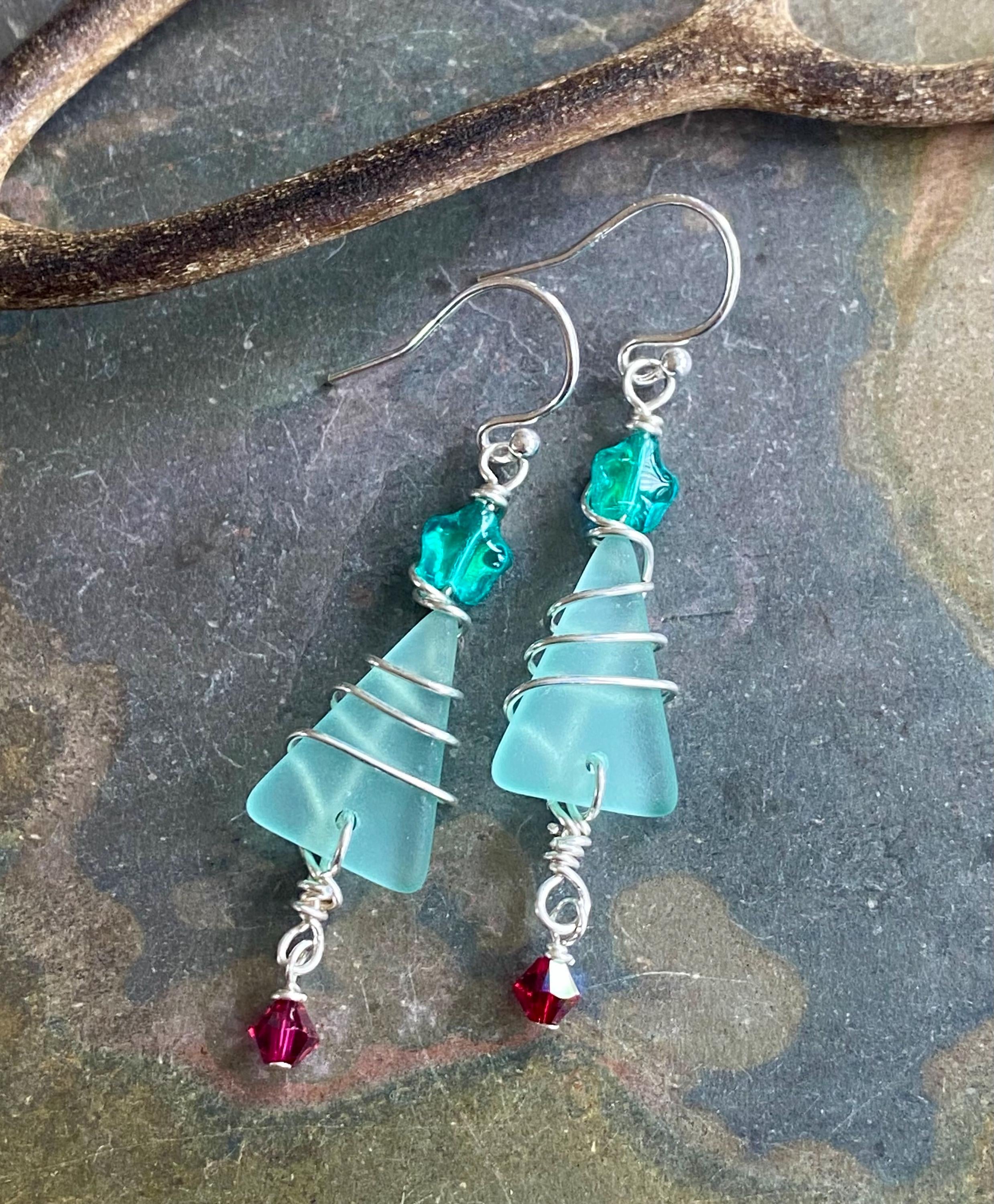 Christmas Tree Earrings, Sea Glass Christmas Tree Dangling Earrings, Holiday Christmas Tree Earrings, Winter Dangling Earrings, Sea Glass