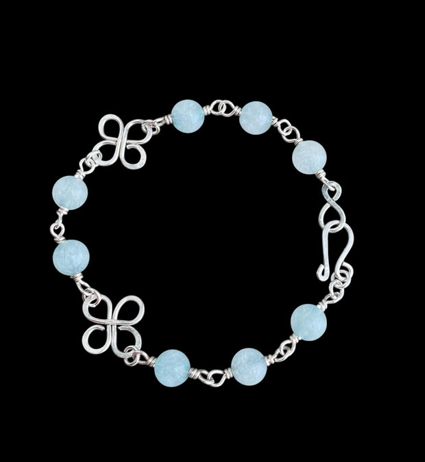 Clover Bracelet in Sterling Silver, St Patrick's Bracelet, Wire Wrapped Celtic Clover Bracelet, Gifts for Her, Lucky Clover Bracelet