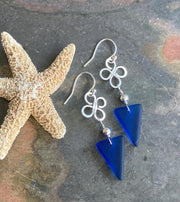 Celtic Inspired Sea Glass Dangling Earrings, Sterling Silver Clover Coastal Style Sea Glass Jewelry, Wired Lucky Charm Sea Glass Earrings