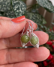 Peridot Earrings in Silver, Weaved Peridot Dangle Earrings, August Birthstone Earrings, Green Peridot Earrings in Herringbone Style