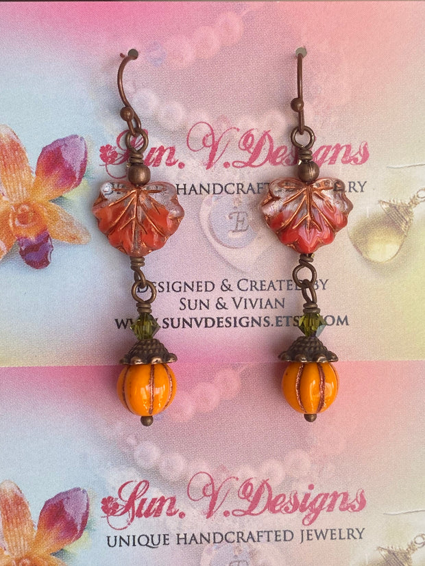 Autumn Dangle Earrings, Fall Accessory Maple Leaf Jewelry, Wire Wrapped Autumn Earrings,  Pumpkin Charm Thanksgiving Accessories,
