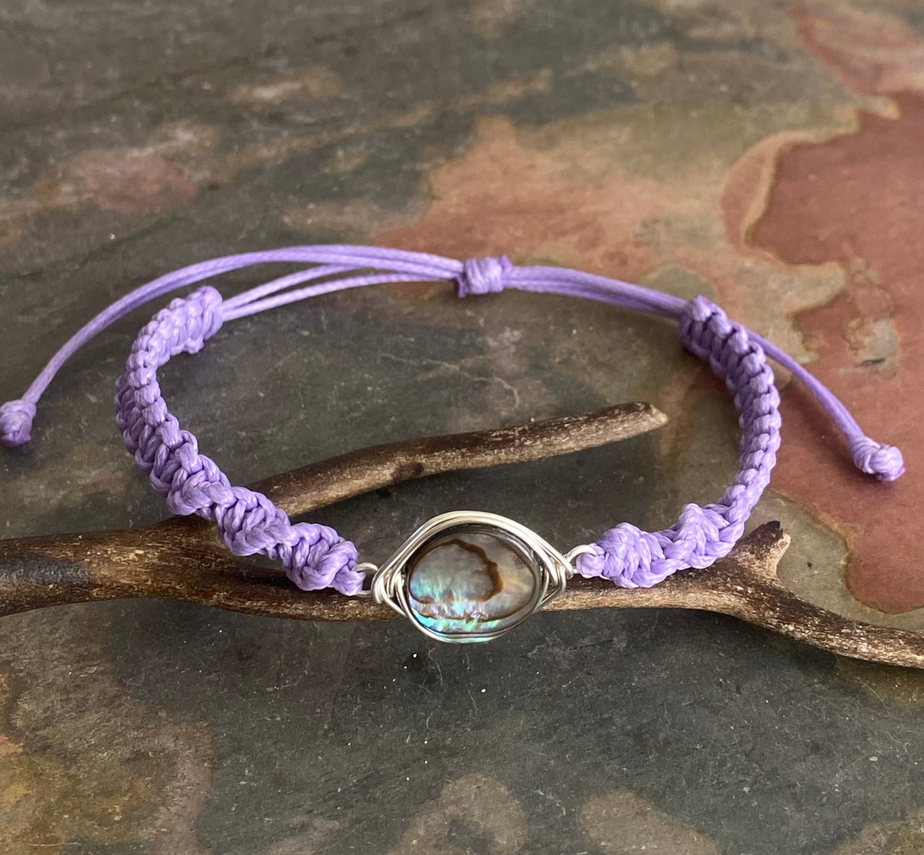 Abalone macrame bracelet