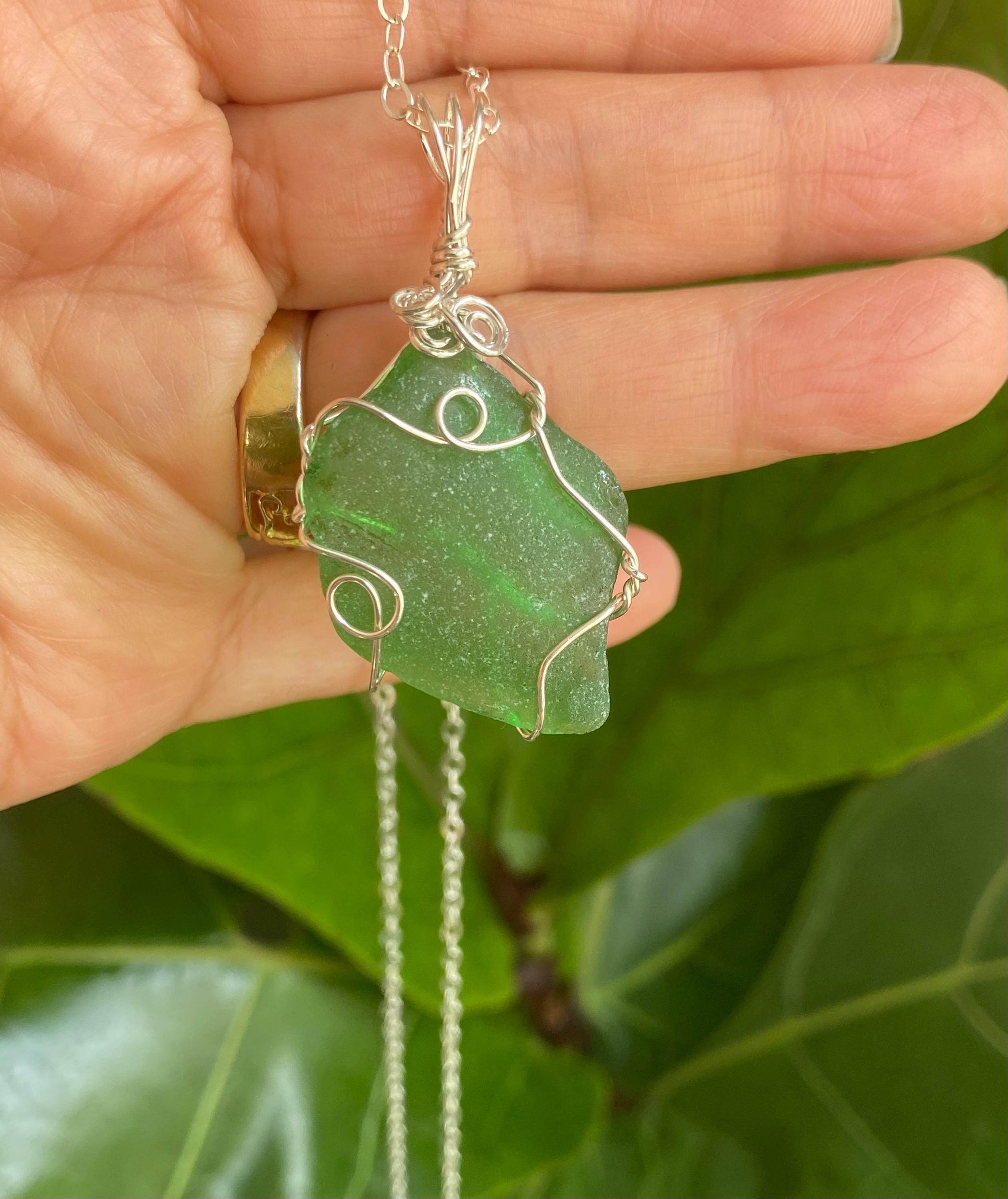 Green Seaglass Pendant Necklace in  Sterling Silver, Wire Wrapped Beach Glass Necklacefor Beach Lovers, Natual Peridot Green Sea Glass