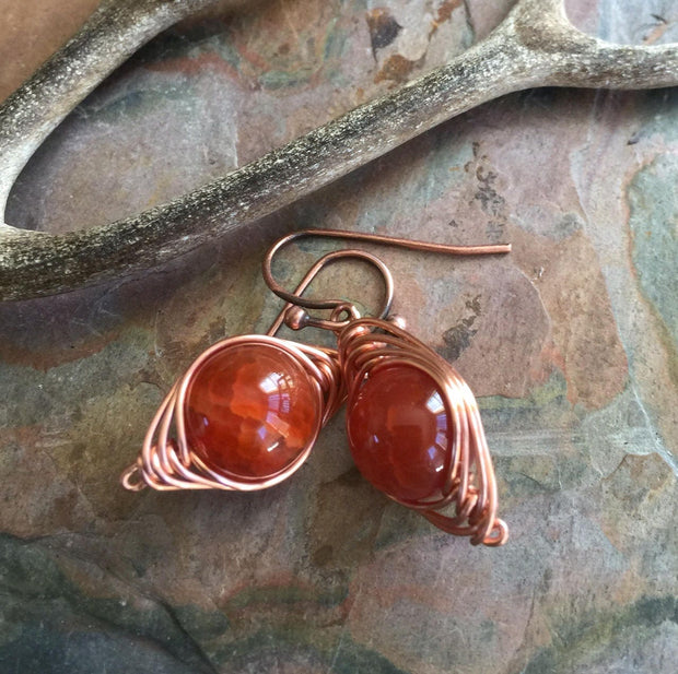 Wire Wrapped Fire Agate Earrings, Orange Fire Agate Gemstone Earrings, Agate Herringbone Earrings in Copper, Fire Agate Copper Earrings,