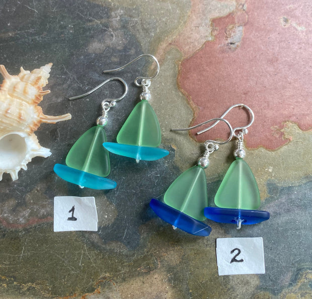 STERLING SILVER Peridot Green Beach Glass Earrings, Green Sea Glass dangling Earrings, beach Wedding Earrings, Beach Summer  Earrings,