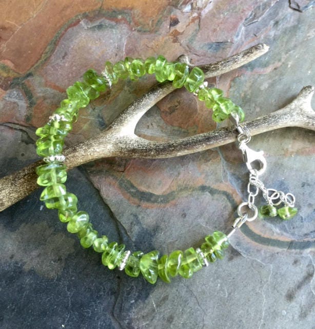 Peridot Bracelet in STERLING SILVER CLASP Green Peridot Chip Bracelet, August Peridot Bracelet,August Birthstone Bracelet, Peridot Bracelet,