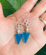 Celtic Inspired Sea Glass Dangling Earrings, Sterling Silver Clover Coastal Style Sea Glass Jewelry, Wired Lucky Charm Sea Glass Earrings