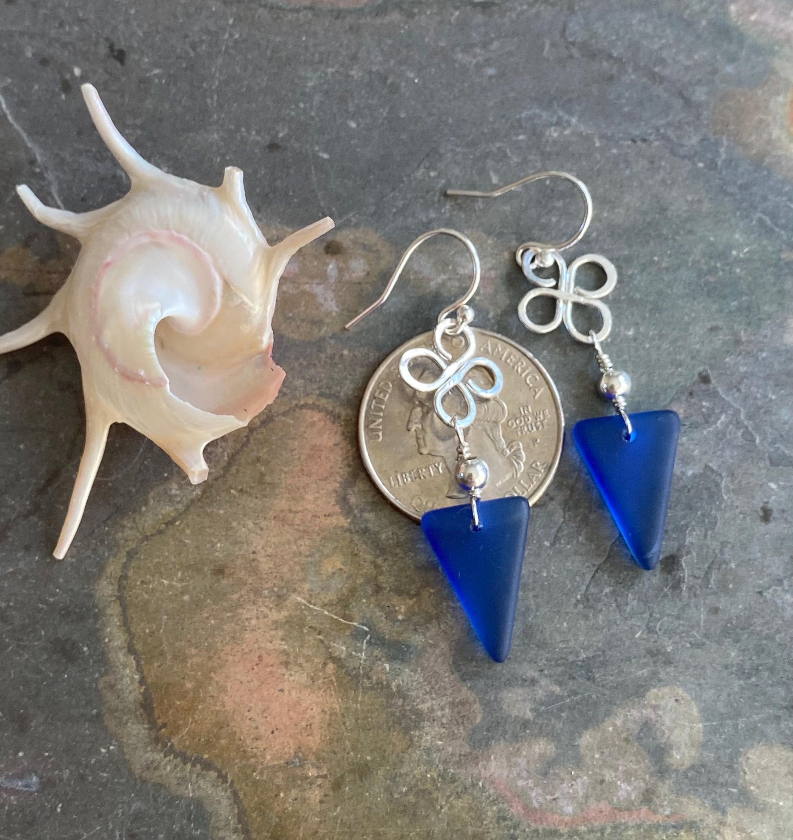 Celtic Inspired Sea Glass Dangling Earrings, Sterling Silver Clover Coastal Style Sea Glass Jewelry, Wired Lucky Charm Sea Glass Earrings