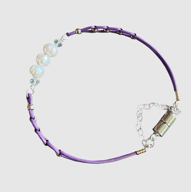 Leather Bracelet, Magnetic Clasp Leather Bracelet, Pearl Bracelet, Pearl Leather bracelet, Leather Jewelry, Bracelet for Mom and Granma,