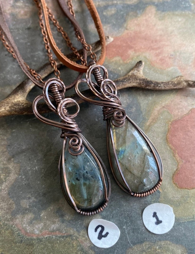Wire Wrapped Labradorite Necklace in Copper,Blue Green Labradorite Pendant Necklace,Labradorite Tree of Life  Antiqued Copper, Labradorite