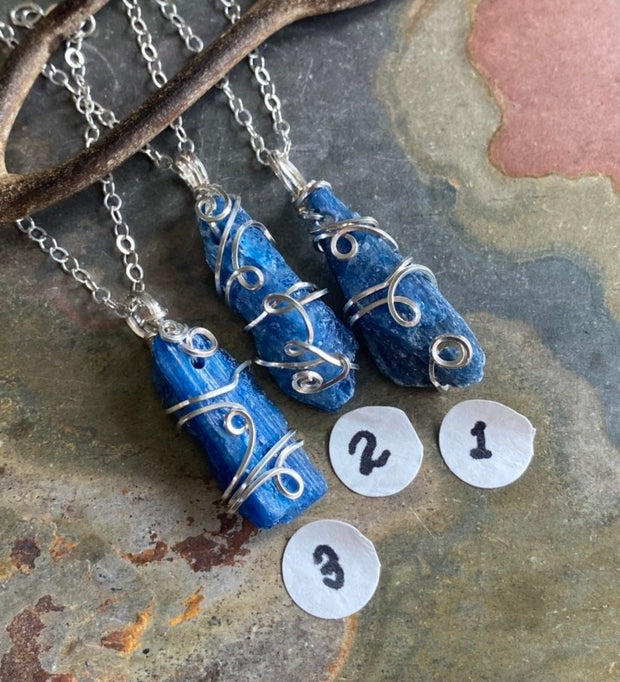 Handmade Wire Wrapped kyanite Necklace, Healing Blue Kyanite Necklace, Kyanite Jewelry, Raw kyanite Pendant Necklace in Sterling Silver