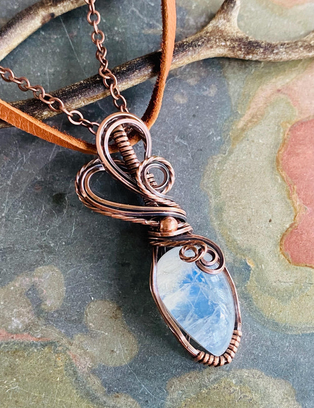 June Birthstone Pendant Necklace, Rainbow Moonstone Necklace,Wire Wrapped Moonstone Jewelry, Antiqued Copper Blue flashMoonstone Jewelry,