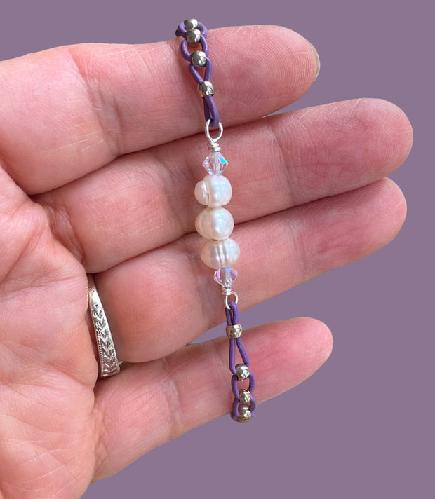 Leather Bracelet, Magnetic Clasp Leather Bracelet, Pearl Bracelet, Pearl Leather bracelet, Leather Jewelry, Bracelet for Mom and Granma,